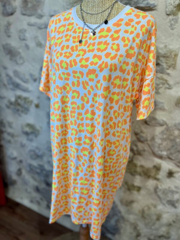 Robe tee-shirt léopard fluo