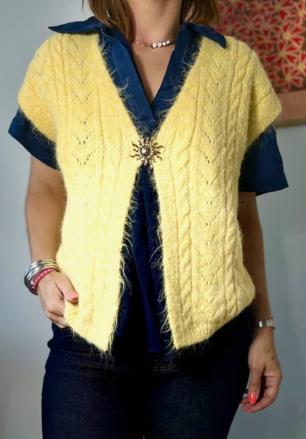 Gilet sans manches en maille torsadée – Jaune pâle
